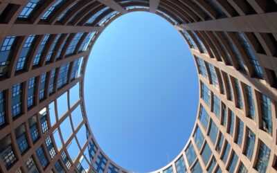 „Ungarns Opposition gegen Orbáns Attacken schützen“